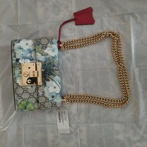 Gucci small  GG handbag bag  style 409487